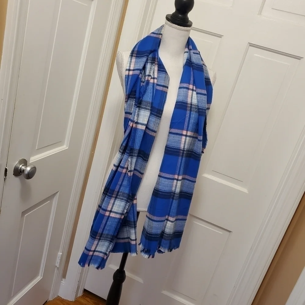 GAP plaid wrap